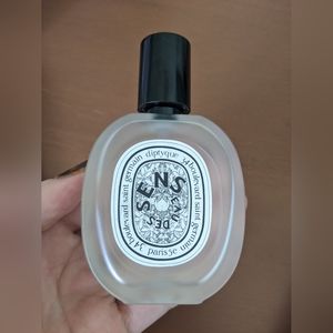Diptyque sens eau des hair perfume